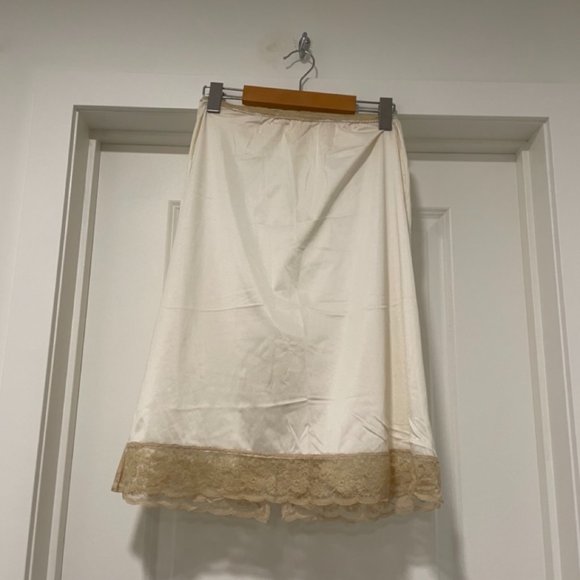 Vintage - Underskirts - various (blue, black, white, pink) - Picture 3 of 8